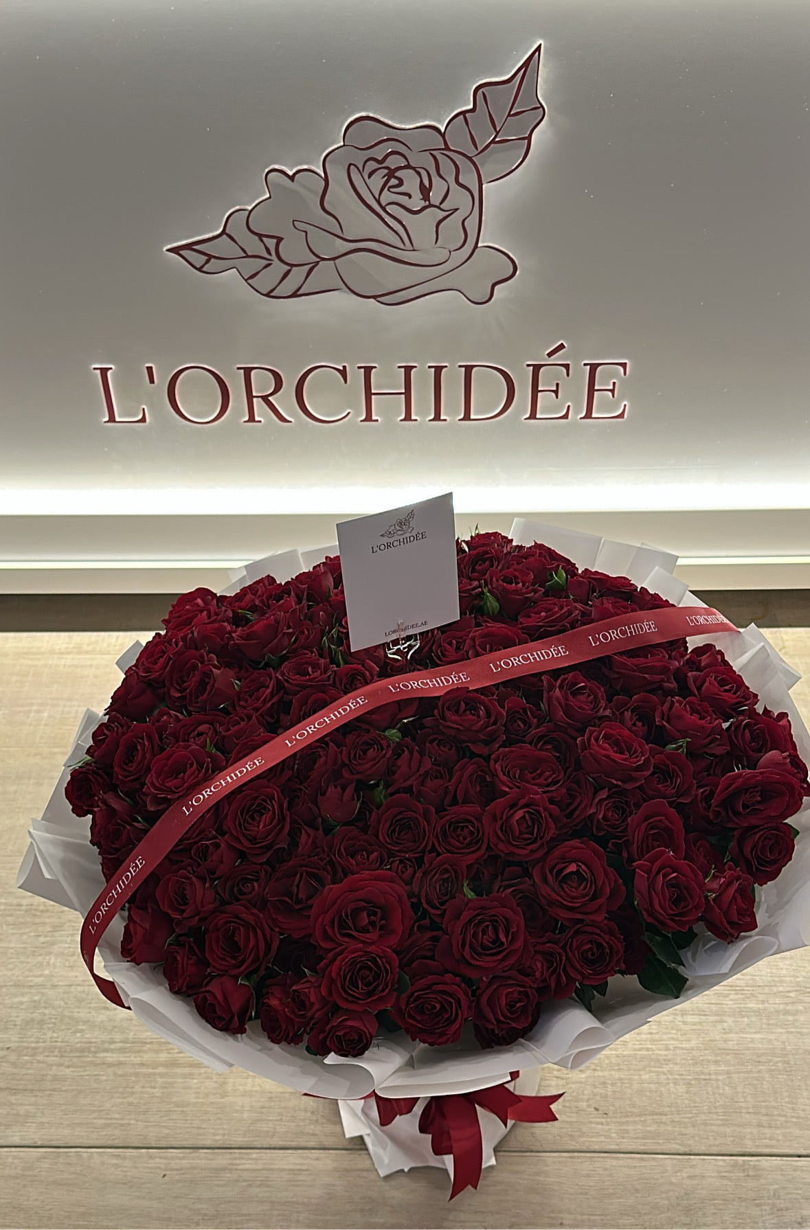 Red roses subscription